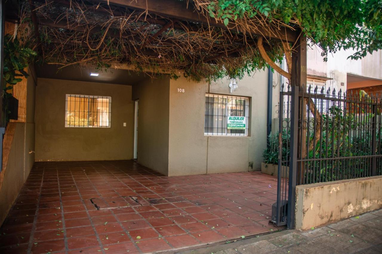 Casa Duplex En Cataratas Del Iguazu Villa Puerto Iguazu Bagian luar foto